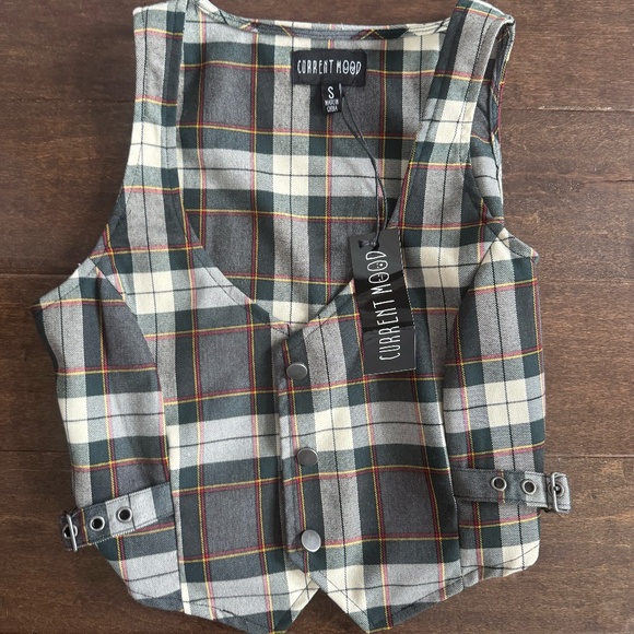 (Outdated Picture, Doesn’t Have Tag - Like New) Punk Revival Cropped Vest - Picture 1 of 3